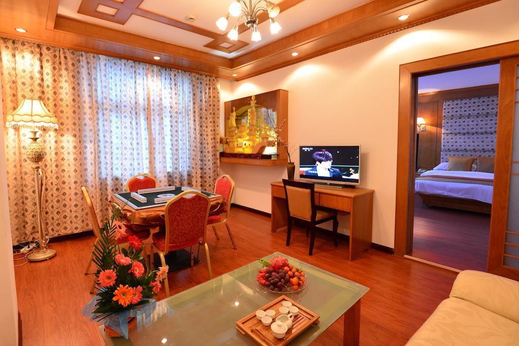 Baodao Exhibition Center Hotel Вуишан Стая снимка