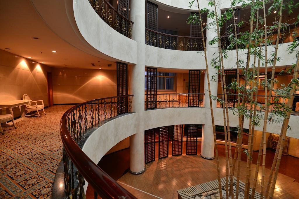 Baodao Exhibition Center Hotel Вуишан Екстериор снимка