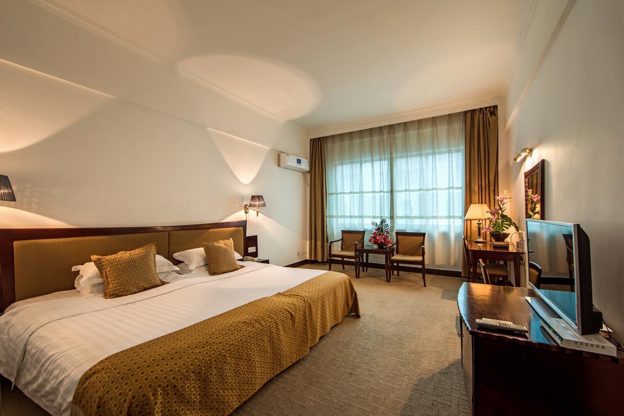 Baodao Exhibition Center Hotel Вуишан Екстериор снимка